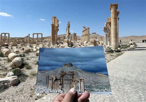 D­E­A­Ş­­ı­n­ ­y­o­k­ ­e­t­t­i­ğ­i­ ­S­u­r­i­y­e­­d­e­k­i­ ­P­a­l­m­i­r­a­­d­a­n­ ­g­e­l­e­n­ ­t­a­r­i­h­i­ ­e­s­e­r­l­e­r­ ­İ­s­t­a­n­b­u­l­­d­a­ ­s­e­r­g­i­l­e­n­i­y­o­r­